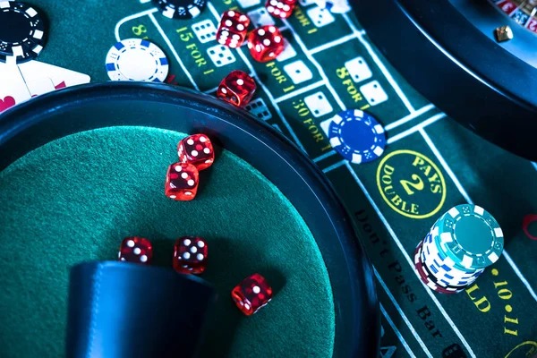 erek 05 mobile app interface showing sportsbook and casino sections